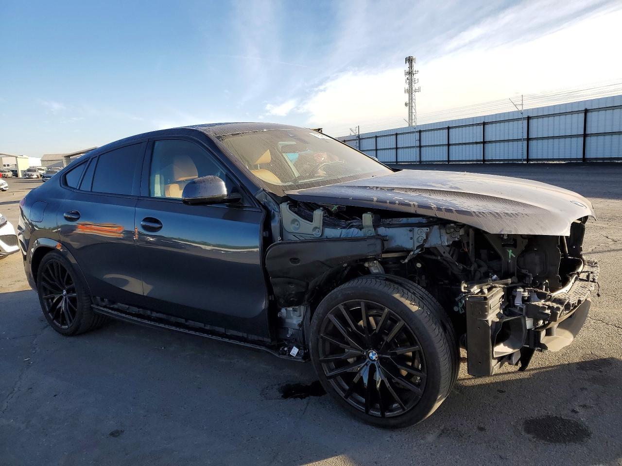 2022 BMW X6 xDrive40I - Image 4