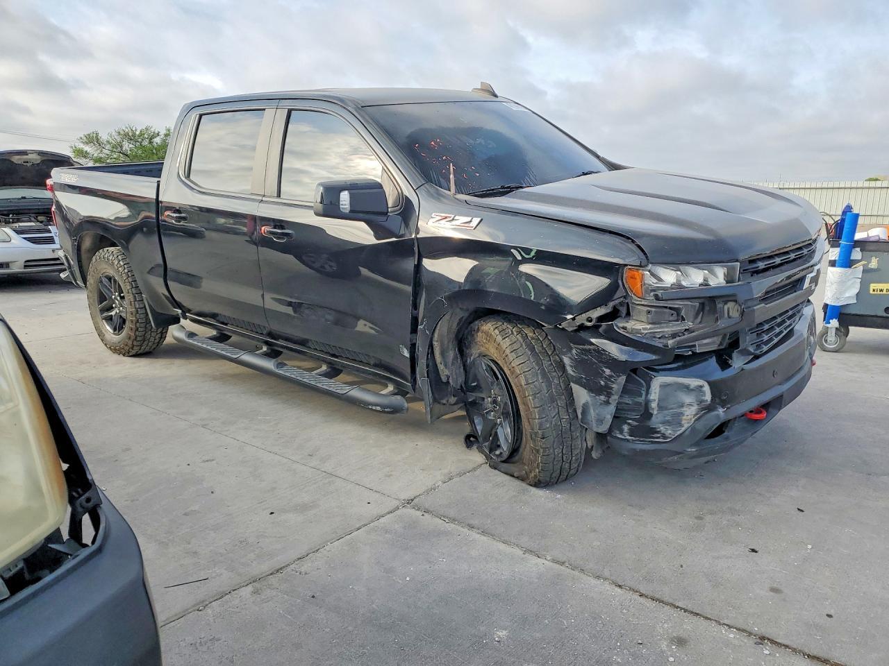 2020 Chevrolet Silverado K1500 Lt Trail Boss - Фото 4