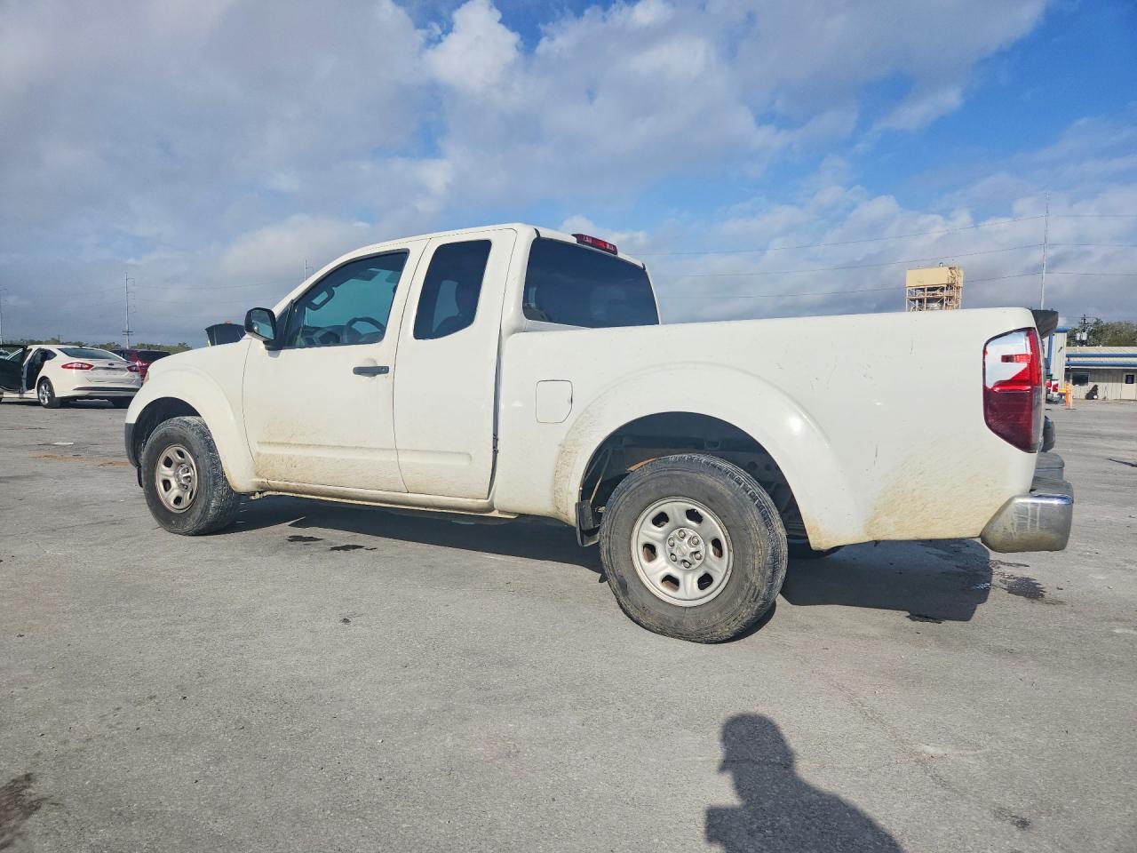 2014 Nissan Frontier S - Фото 2