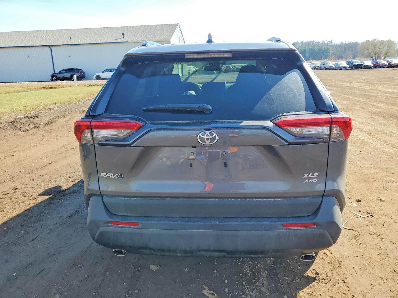2024 Toyota Rav4 Xle - Image 6