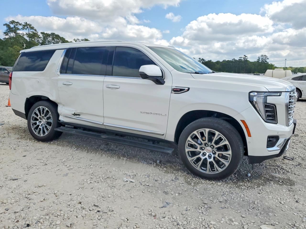 2025 GMC Yukon Xl Denali - Фото 4