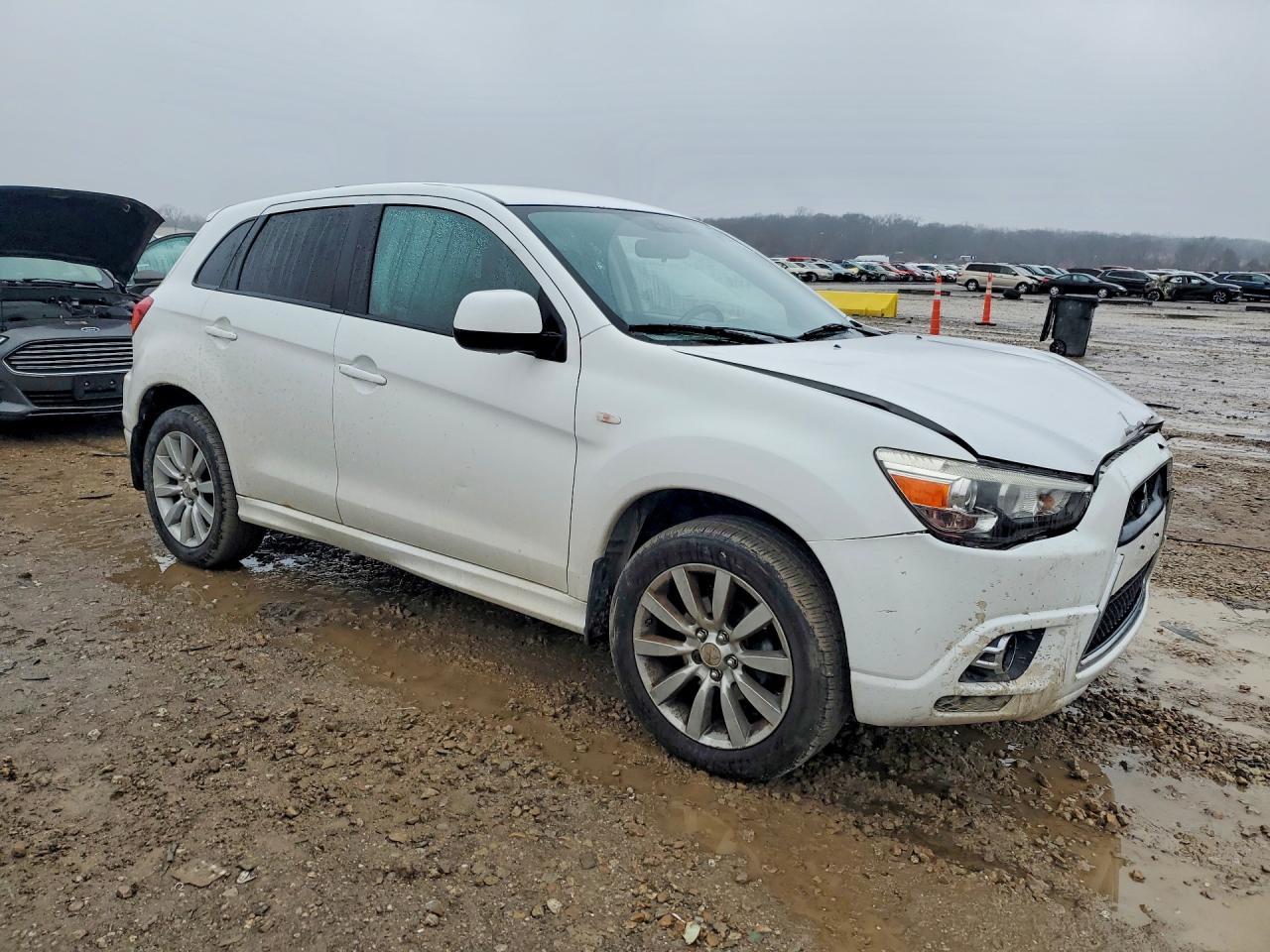 2011 Mitsubishi Outlander Sport Se - Image 4