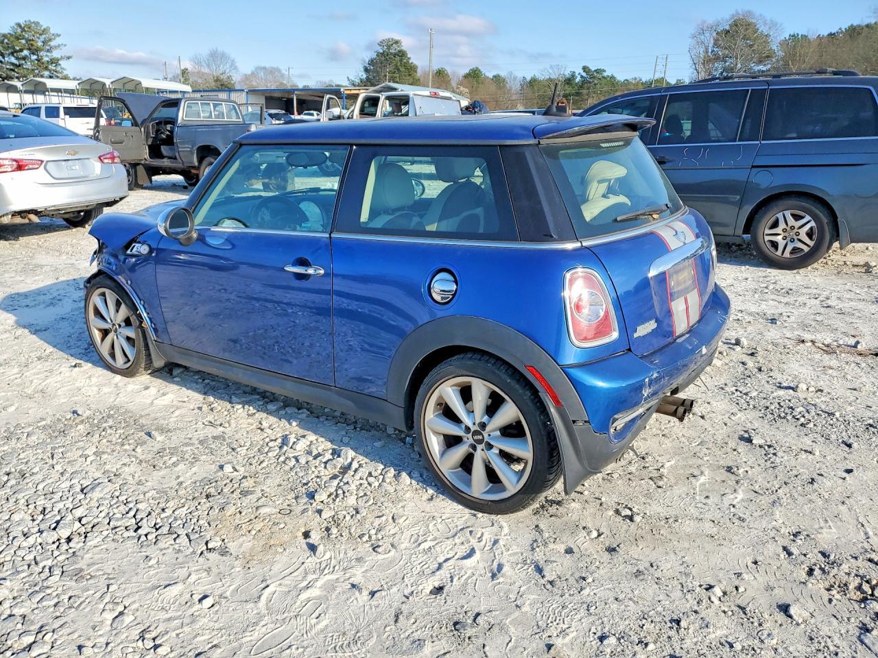 2013 Mini Cooper S - Image 2