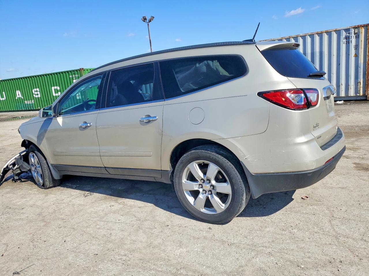 2016 Chevrolet Traverse Lt - Фото 2