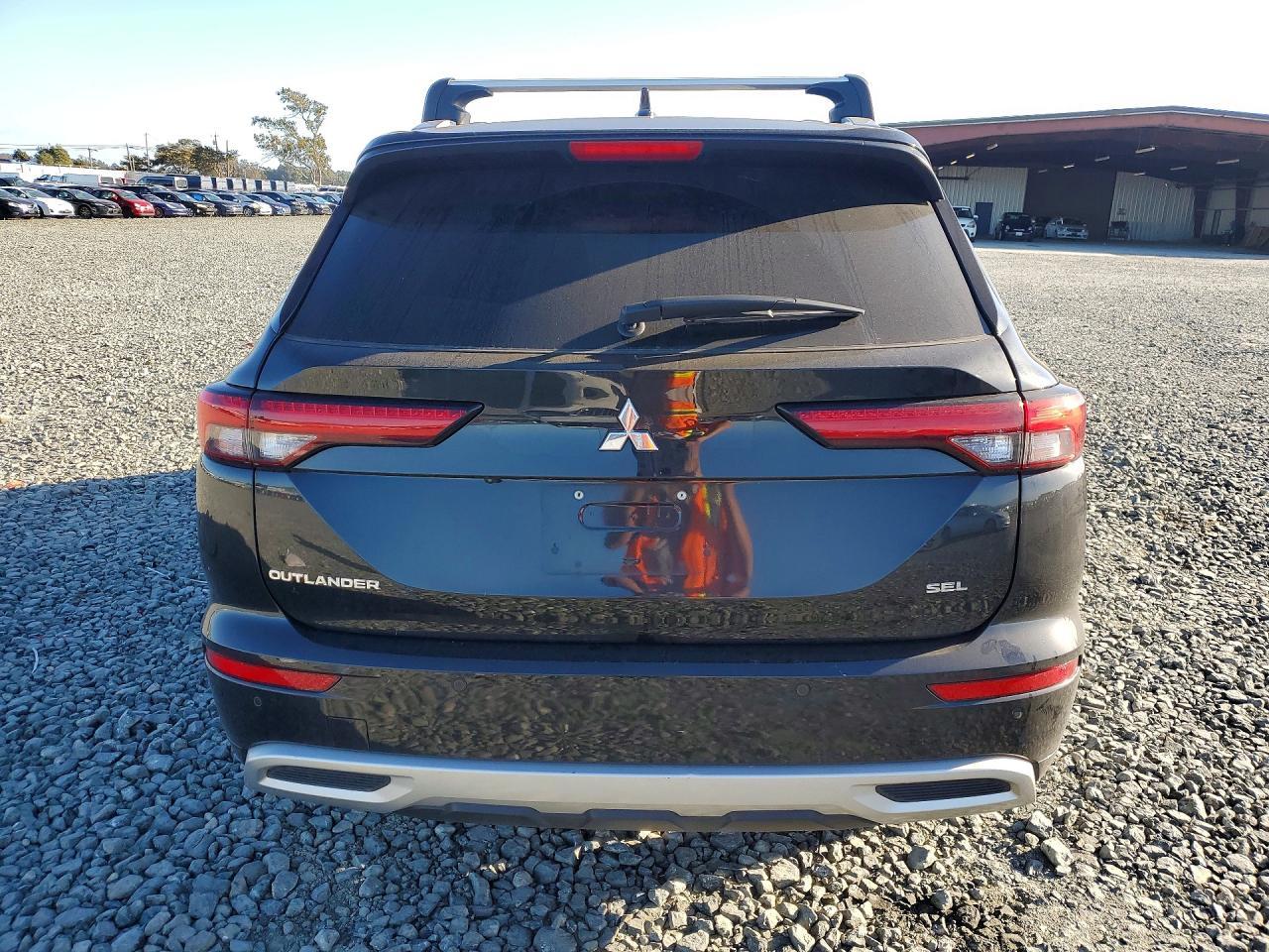 2022 Mitsubishi Outlander Sel - Image 6