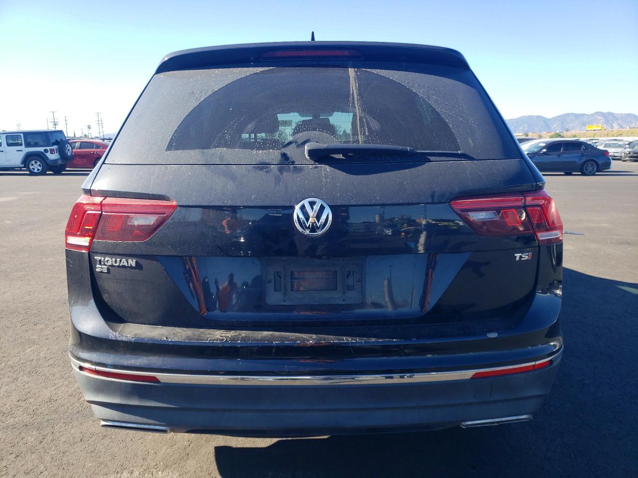 2018 Volkswagen Tiguan Se - Фото 6