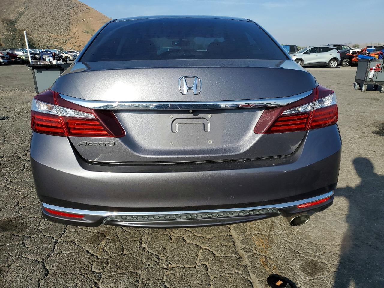 2017 Honda Accord Lx - Фото 6