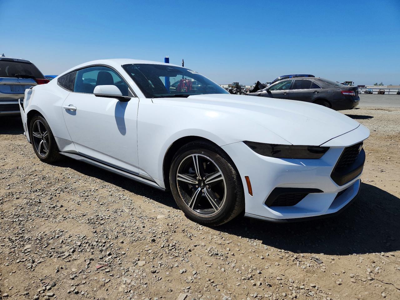 2025 Ford Mustang - Image 4