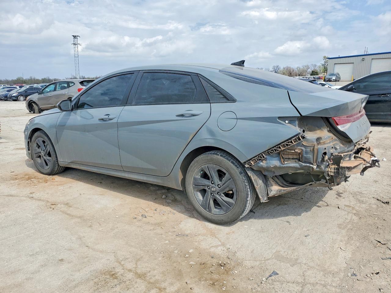 2022 Hyundai Elantra Sel - Image 2