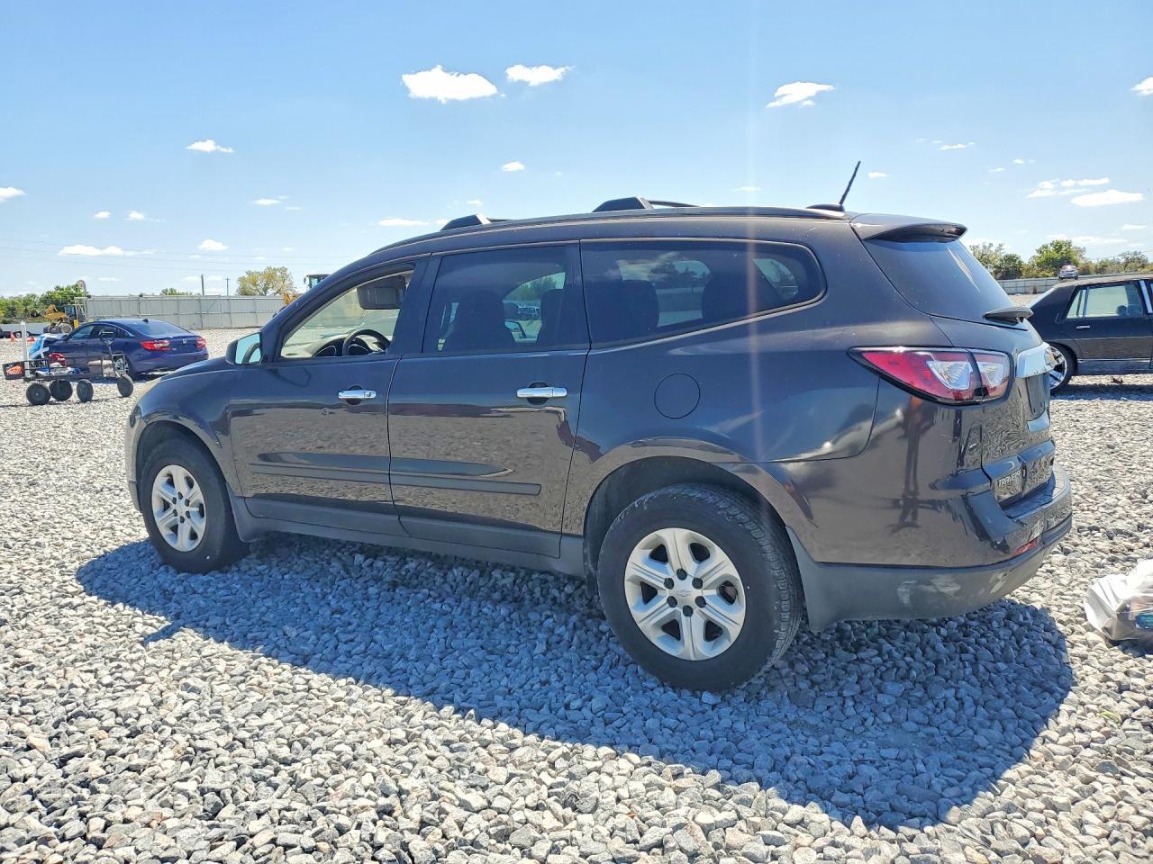 2017 Chevrolet Traverse Ls - Image 2