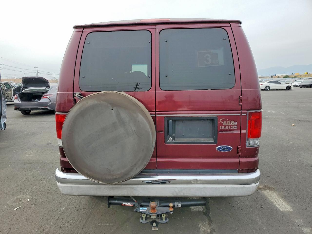 2004 Ford Econoline E250 Van - Image 6