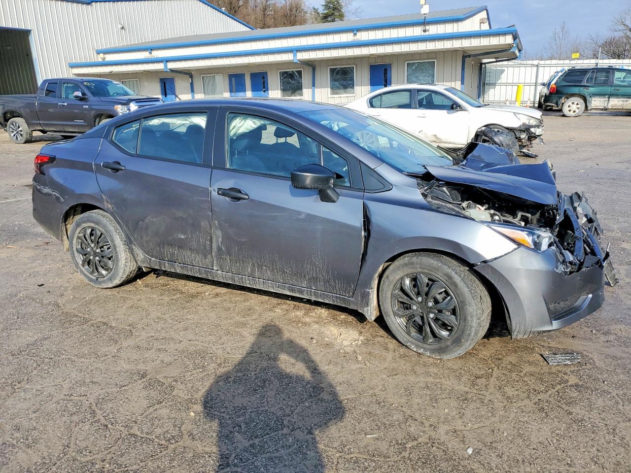 2024 Nissan Versa S - Image 4