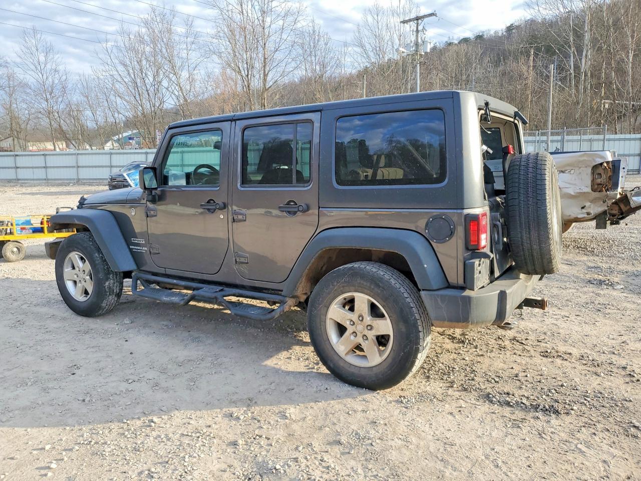 2016 Jeep Wrangler Unlimited Sport - Фото 2