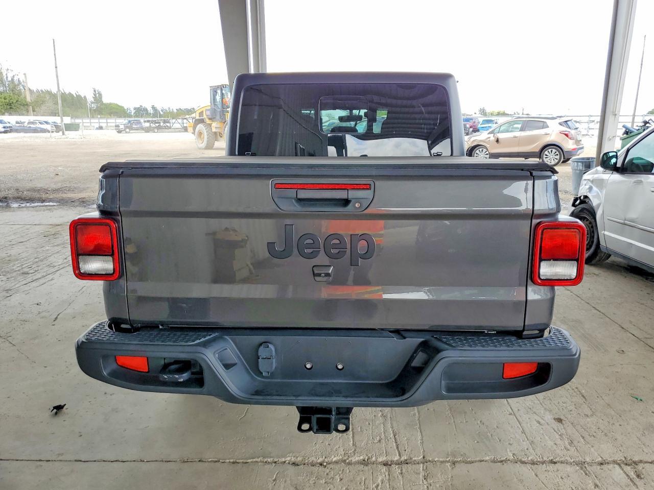 2023 Jeep Gladiator Sport - Фото 6