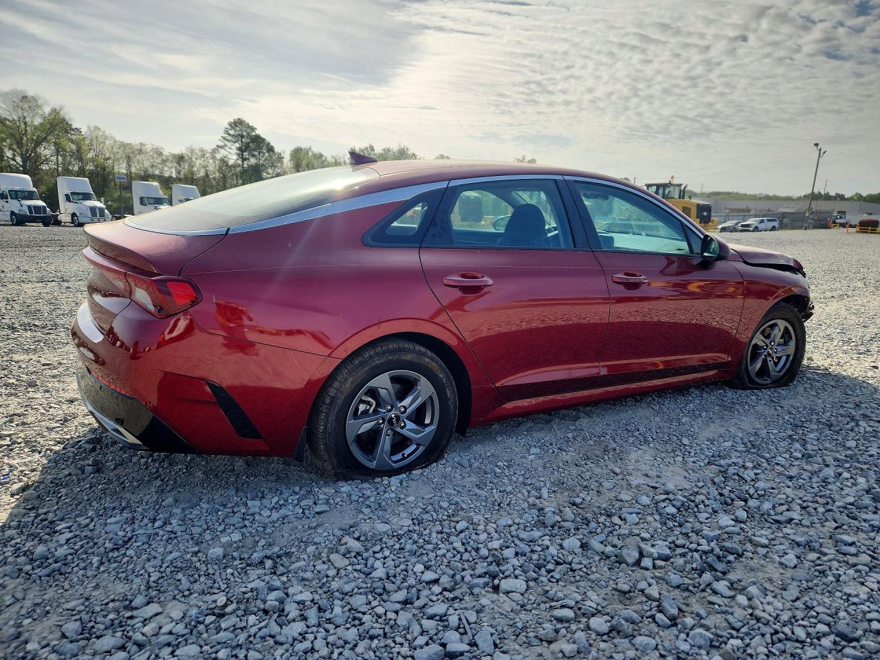 2023 Kia K5 Lxs - Image 3