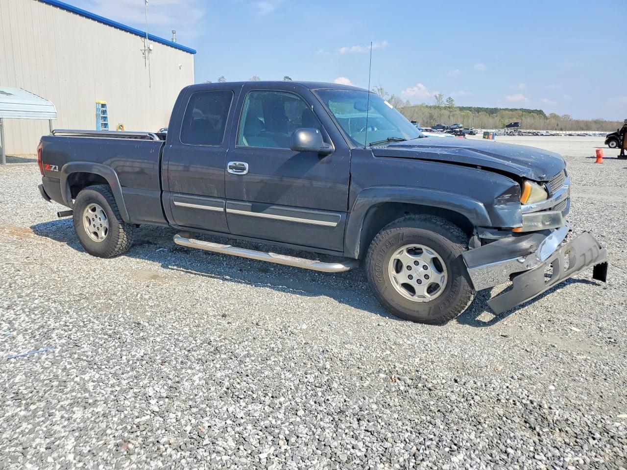 2004 Chevrolet Silverado K1500 - Image 4
