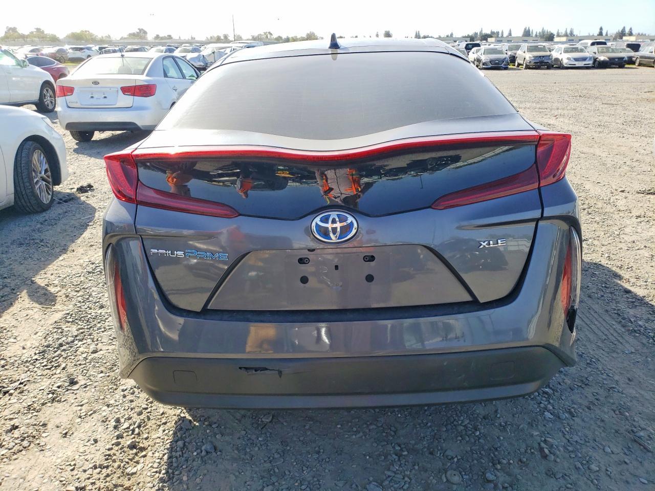 2022 Toyota Prius Prime Xle - Image 6