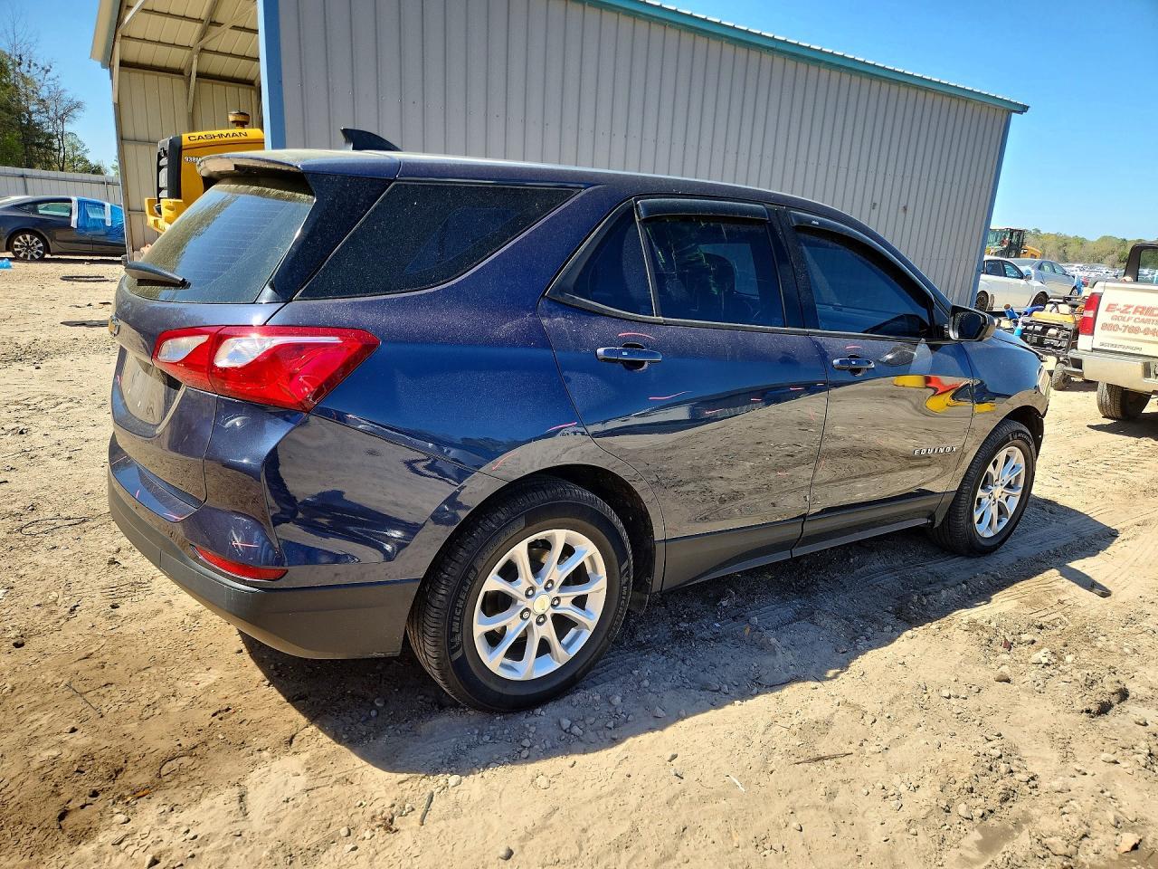 2019 Chevrolet Equinox Ls - Фото 3