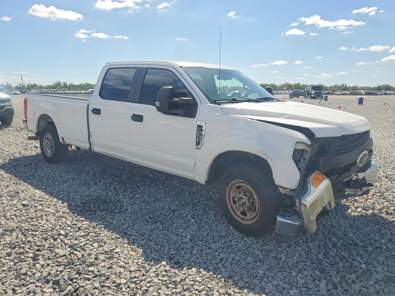 2017 Ford F250 Super Duty - Image 4