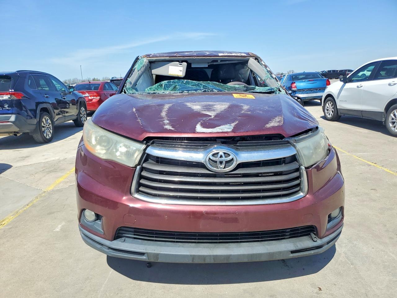 2014 Toyota Highlander Le Plus - Фото 5