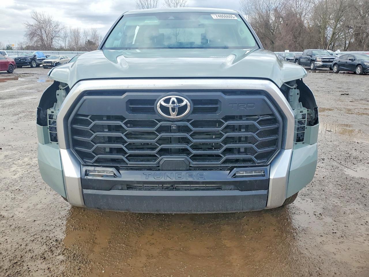 2023 Toyota Tundra Crewmax Limited - Image 5