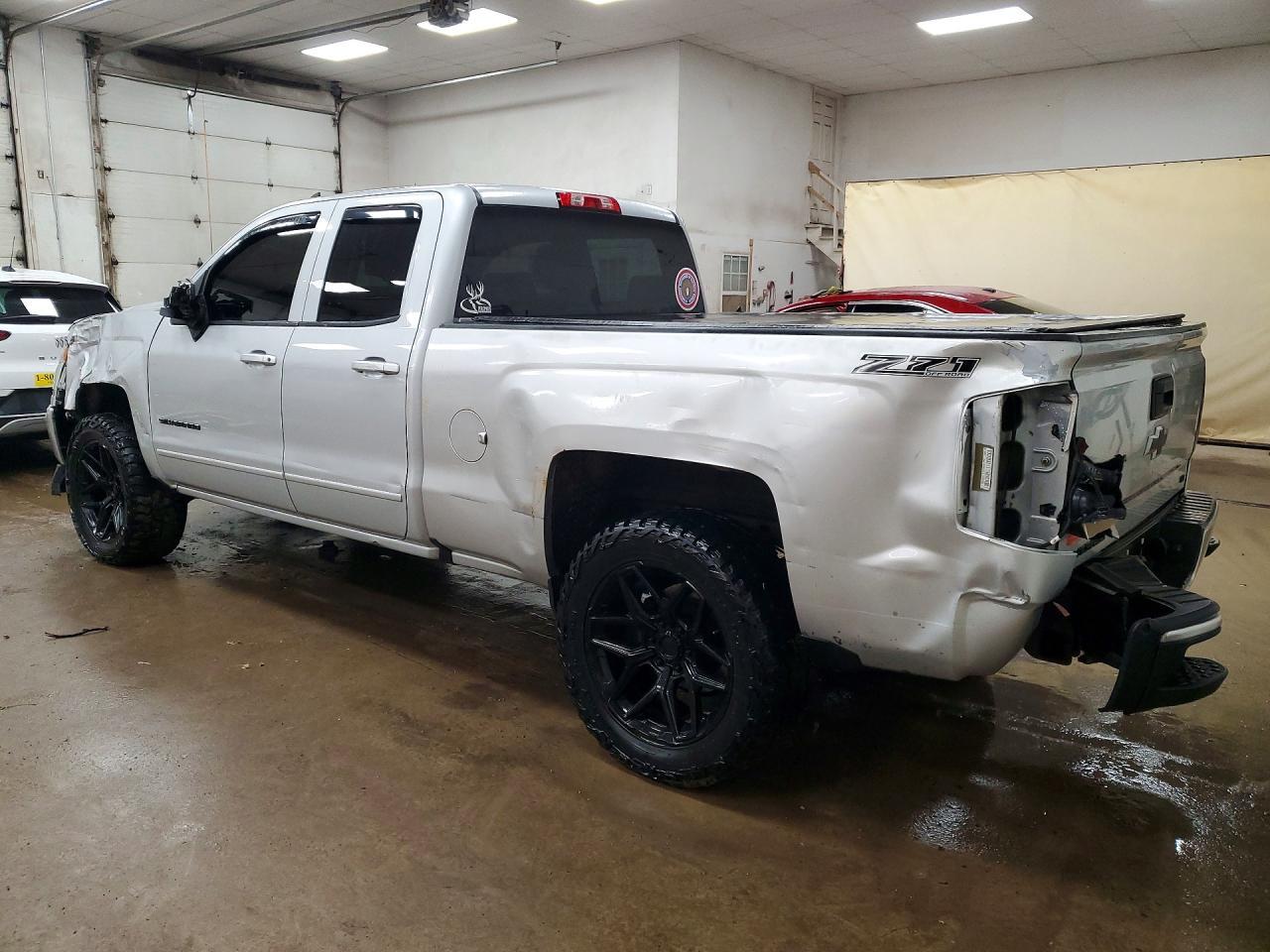 2018 Chevrolet Silverado K1500 Lt - Фото 2
