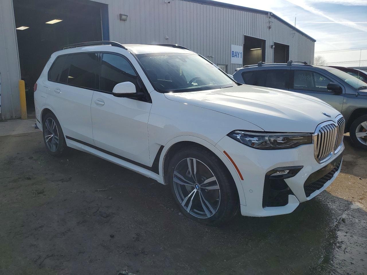 2020 BMW X7 xDrive40I - Image 4