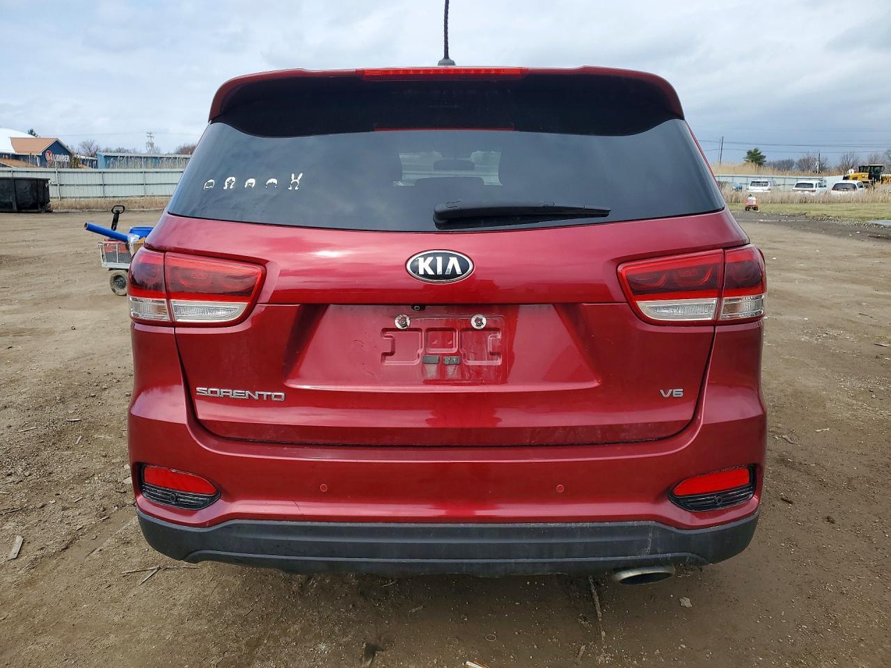 2019 Kia Sorento S V6 - Image 6