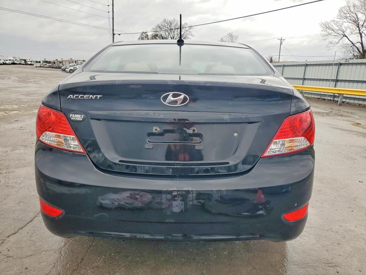 2013 Hyundai Accent Gls - Фото 6