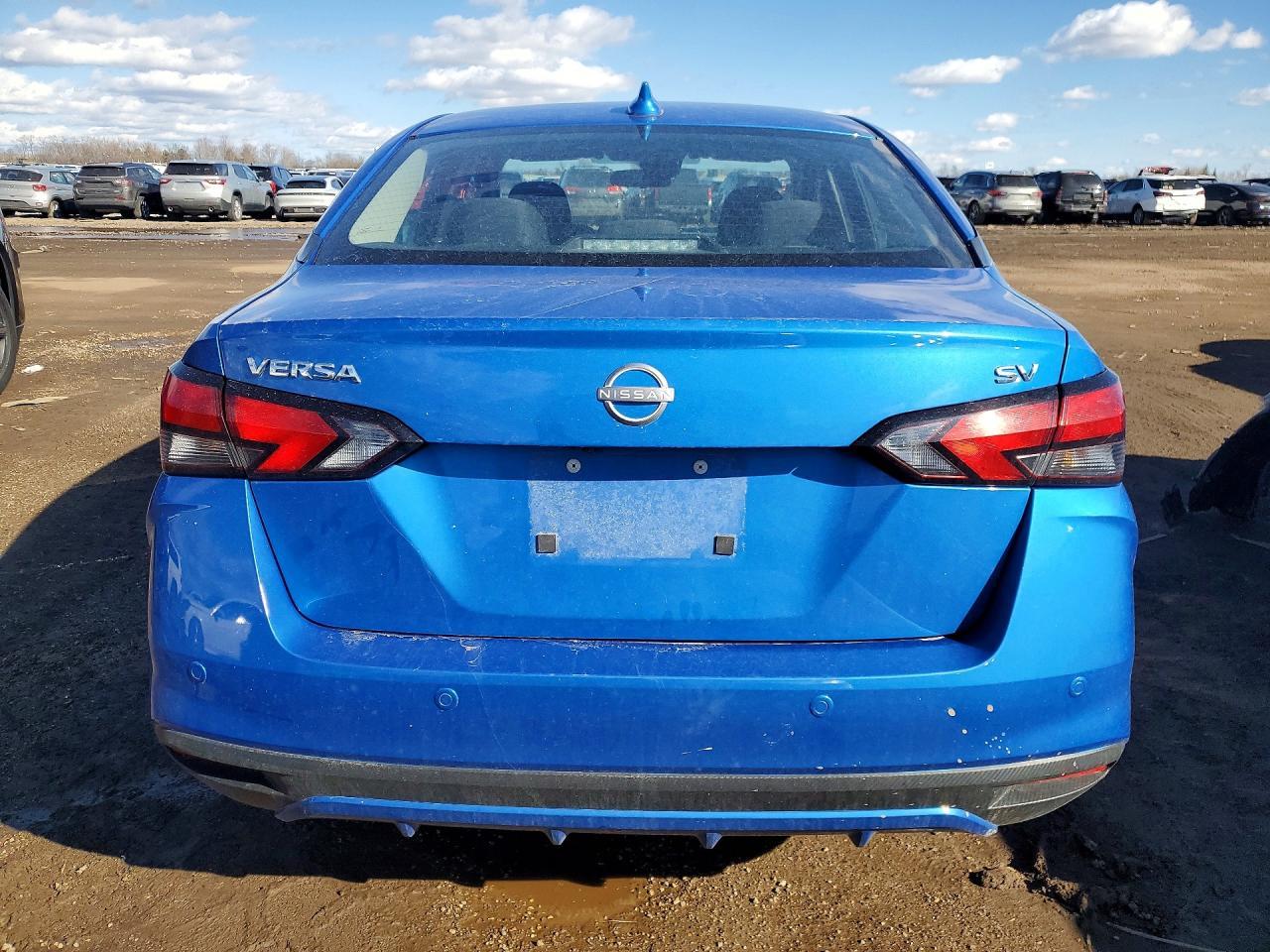 2023 Nissan Versa Sv - Фото 6