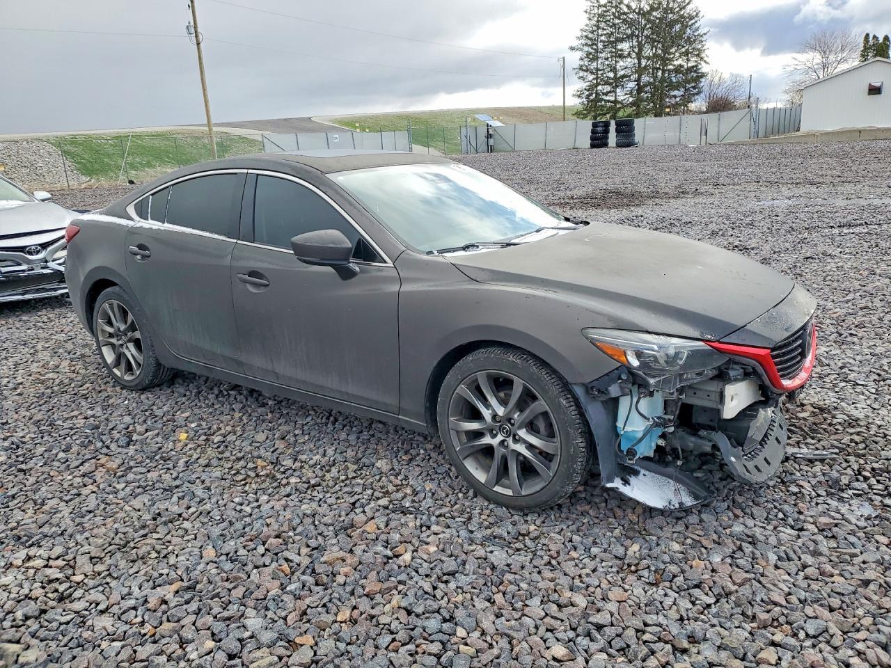 2017 Mazda 6 Grand Touring - Image 4