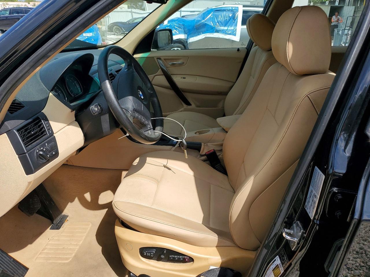2005 BMW X3 2.5I - Фото 7