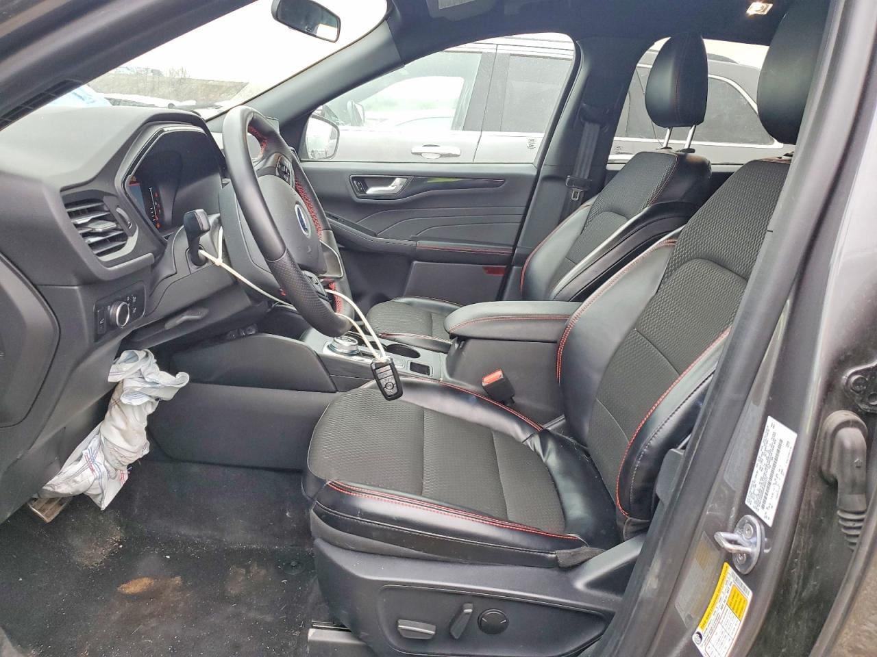 2024 Ford Escape St Line - Image 7