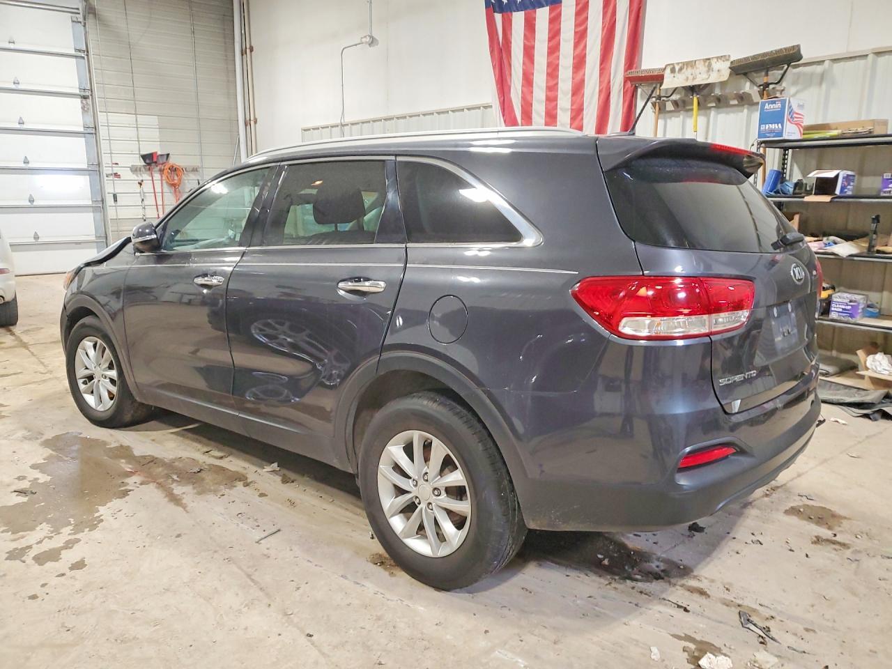 2017 Kia Sorento Lx - Фото 2