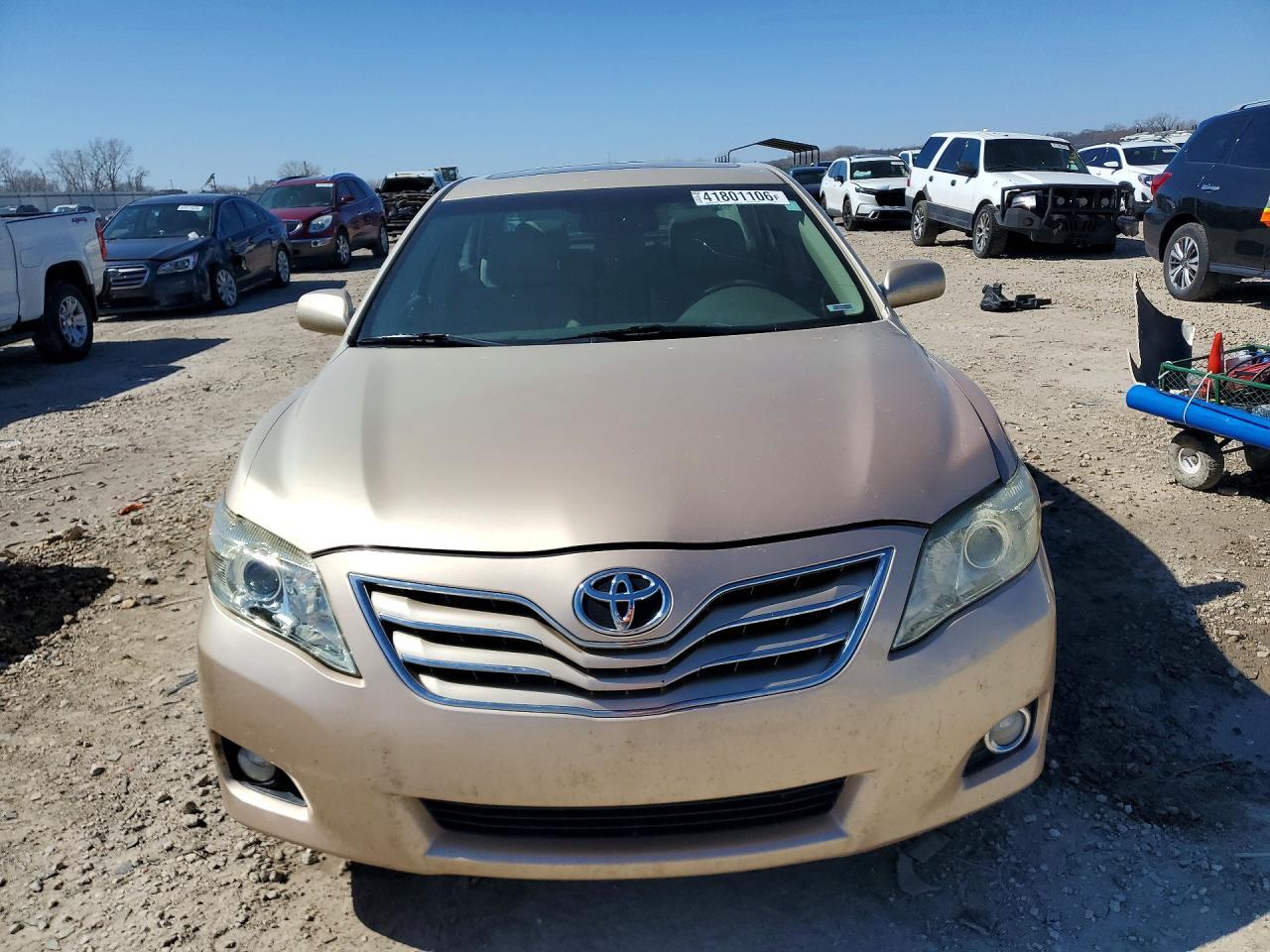 2010 Toyota Camary Se - Фото 5