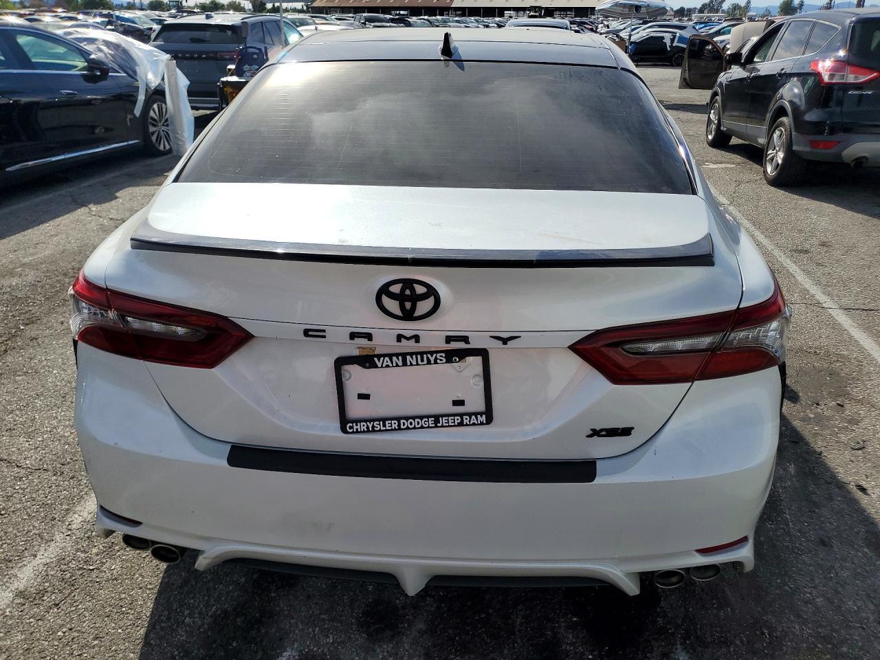 2024 Toyota Camry Xse V6 - Image 6