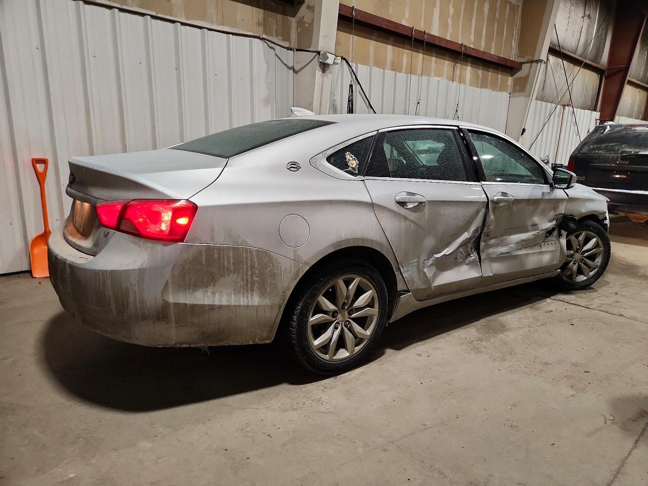 2017 Chevrolet Impala Lt - Фото 3