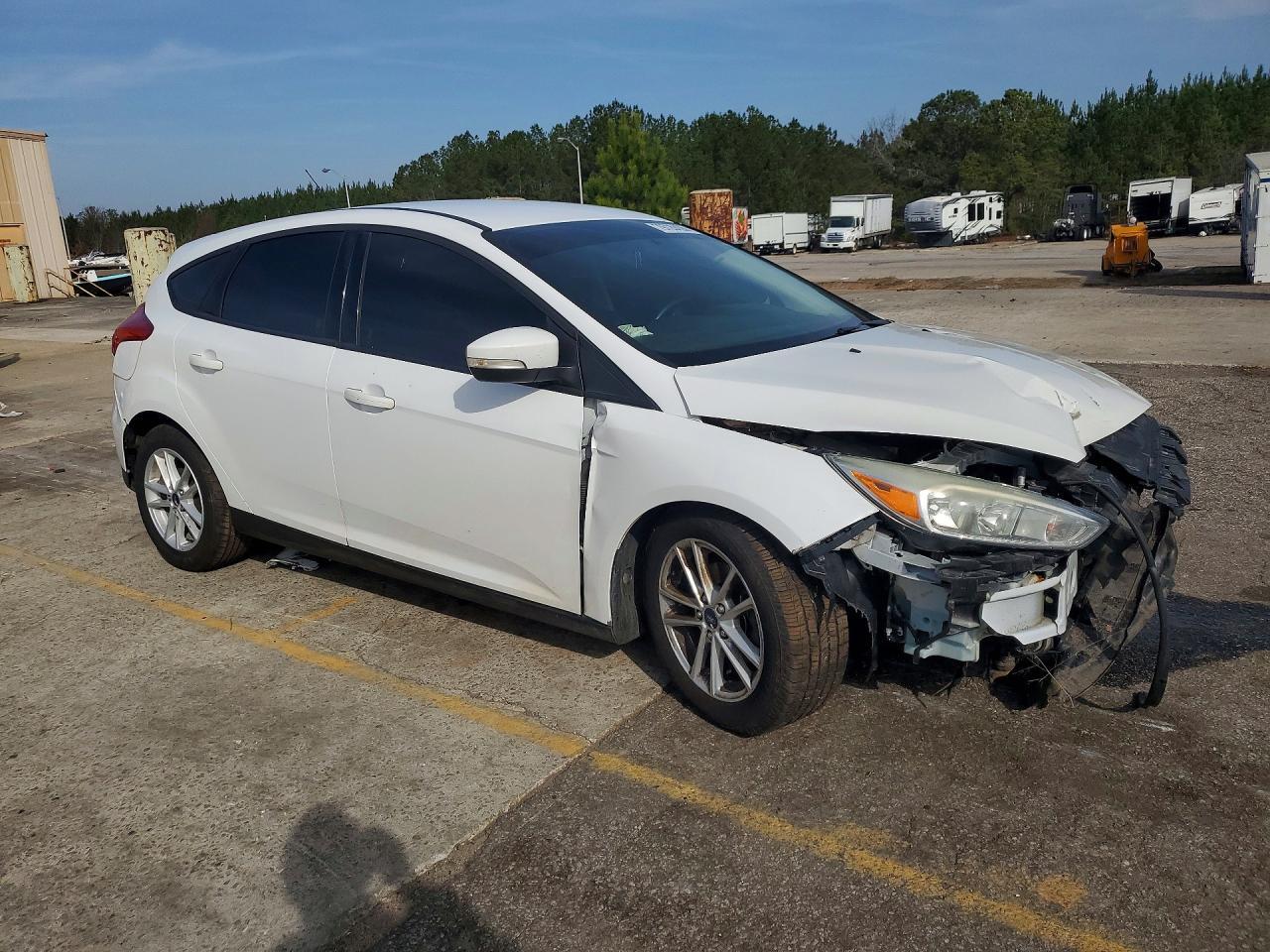 2017 Ford Focus Se - Image 4