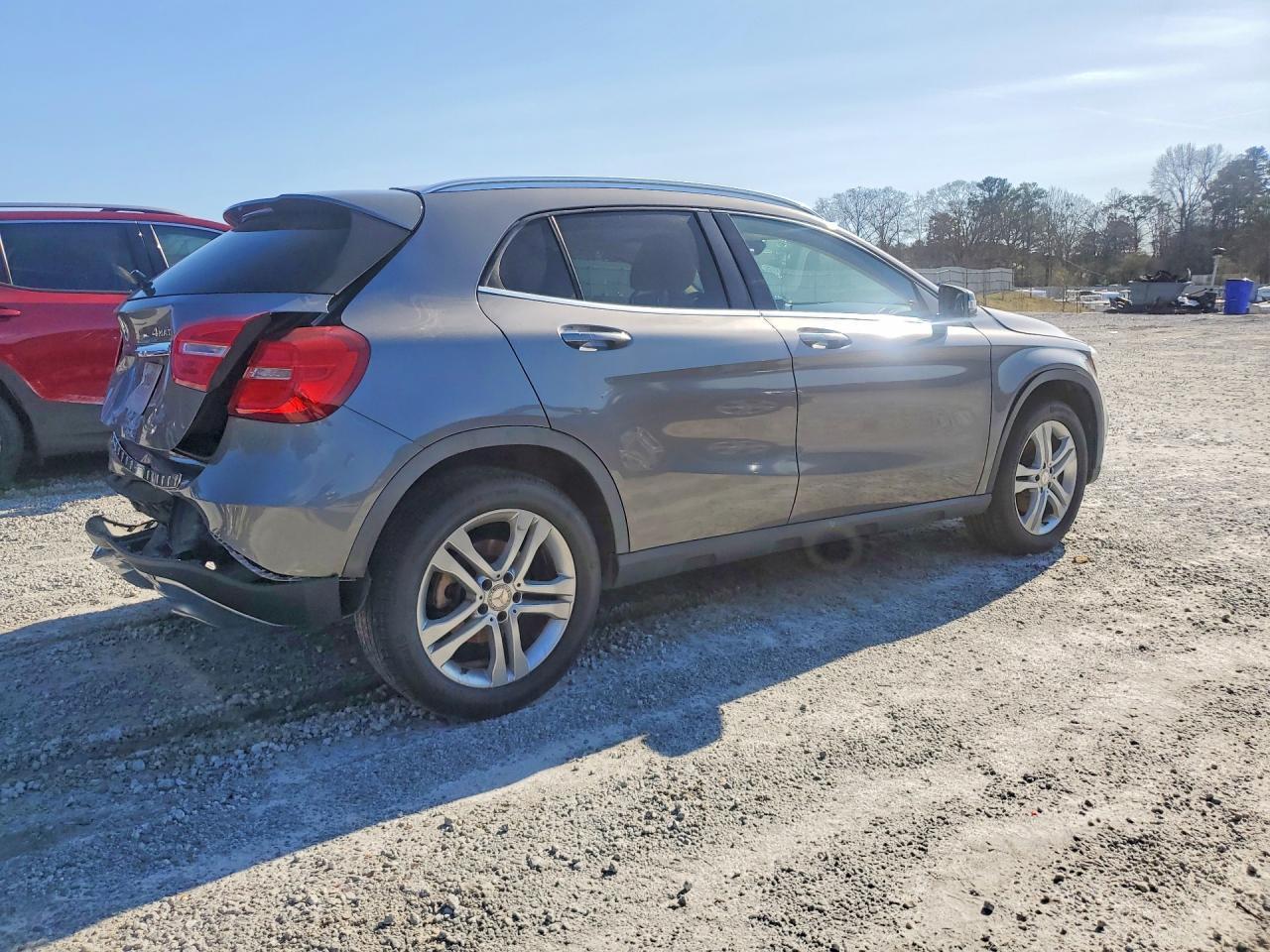2015 Mercedes-Benz Gla 250 4Matic - Image 3
