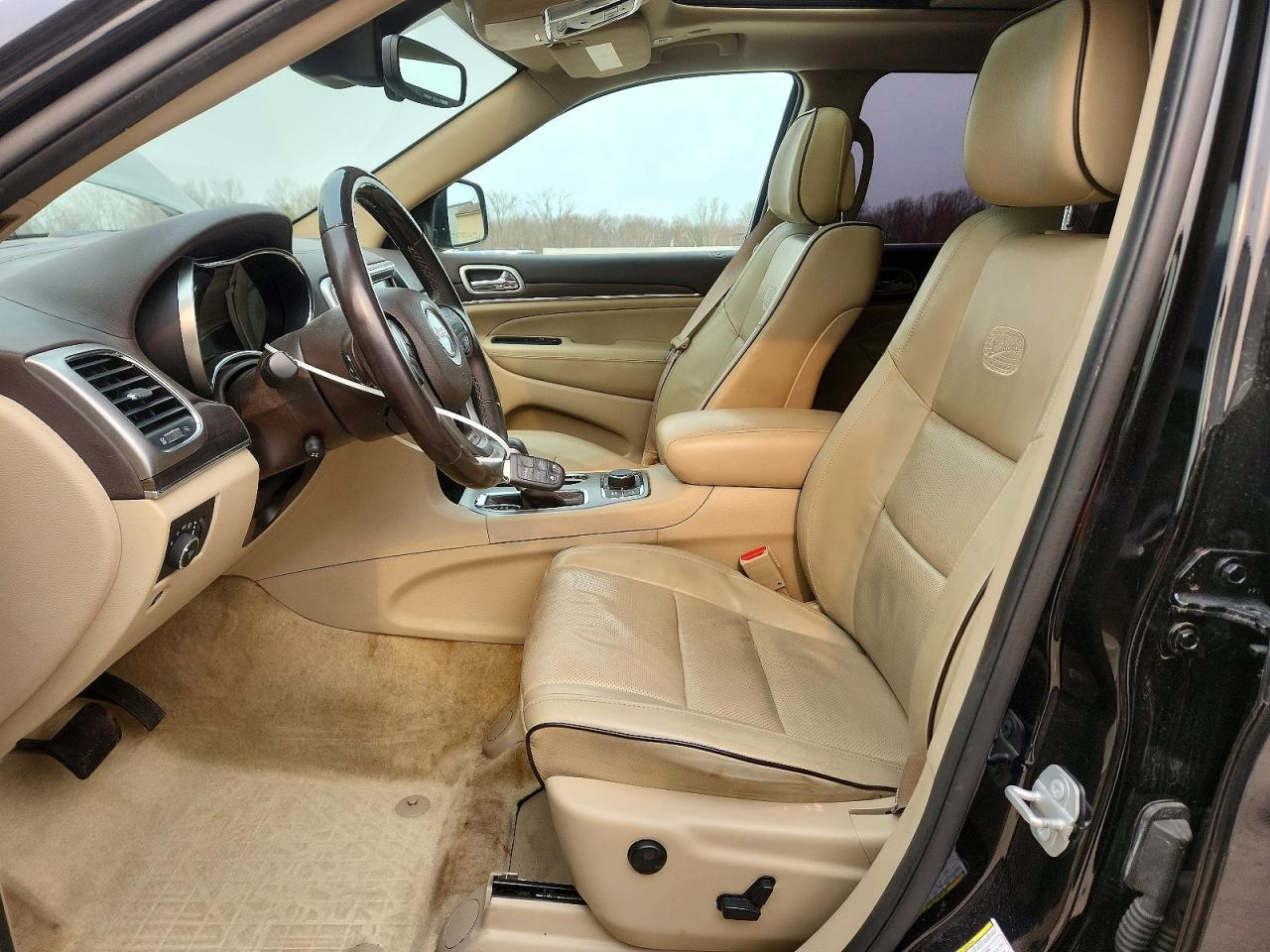 2018 Jeep Grand Cherokee Overland - Image 7