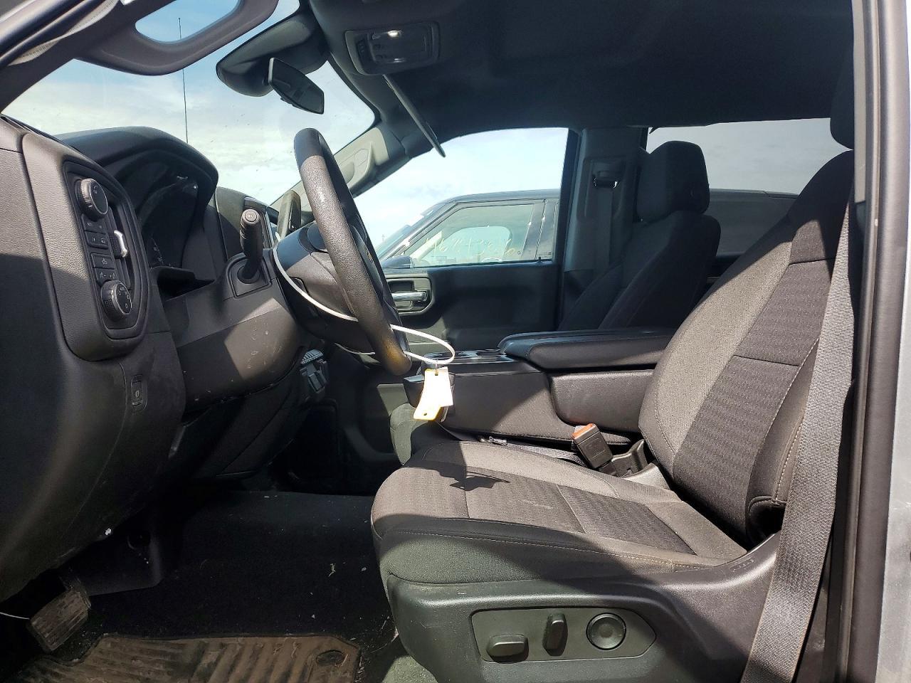 2023 Chevrolet Silverado K1500 Custom - Фото 7