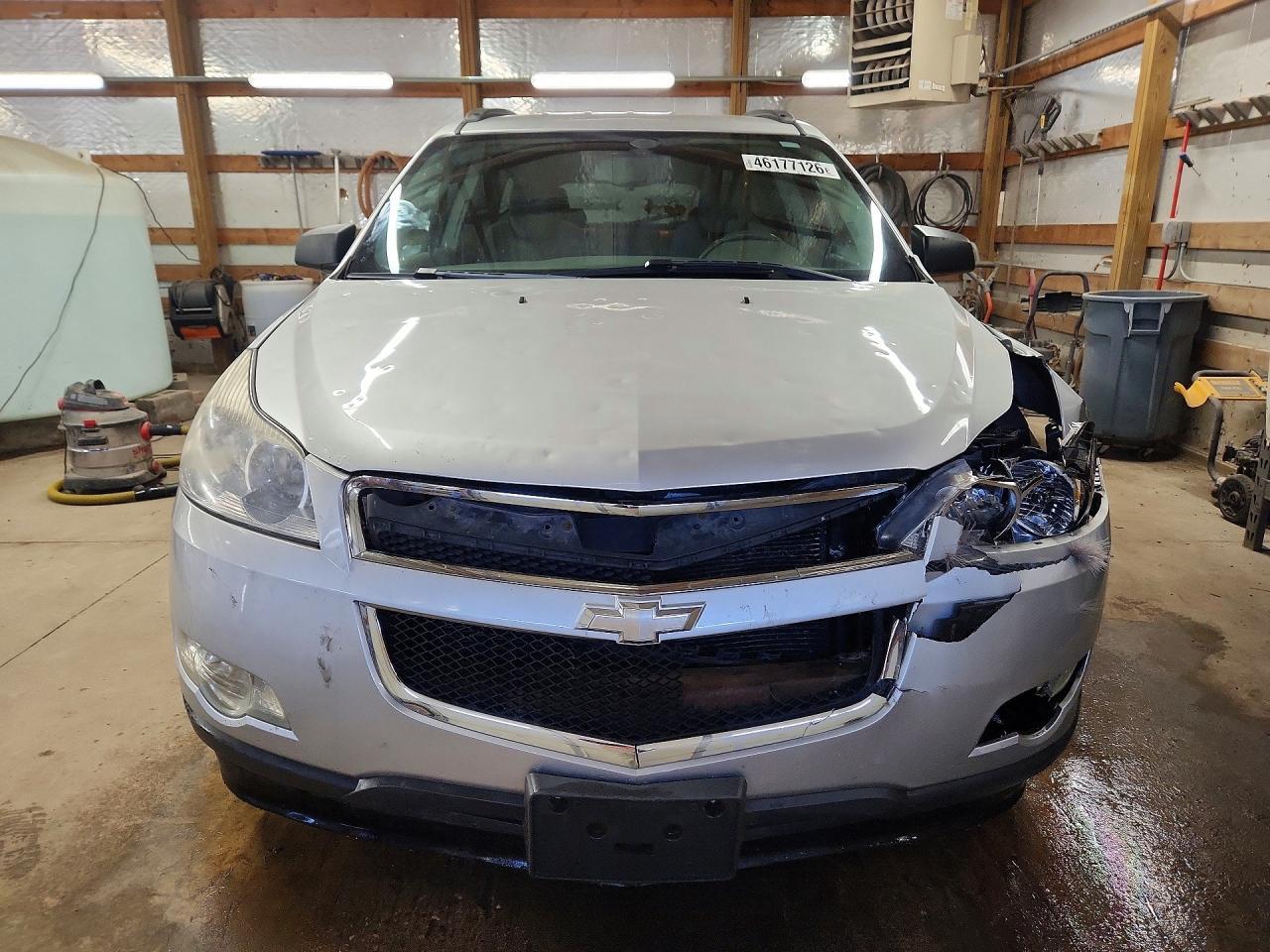 2012 Chevrolet Traverse Ls - Image 5