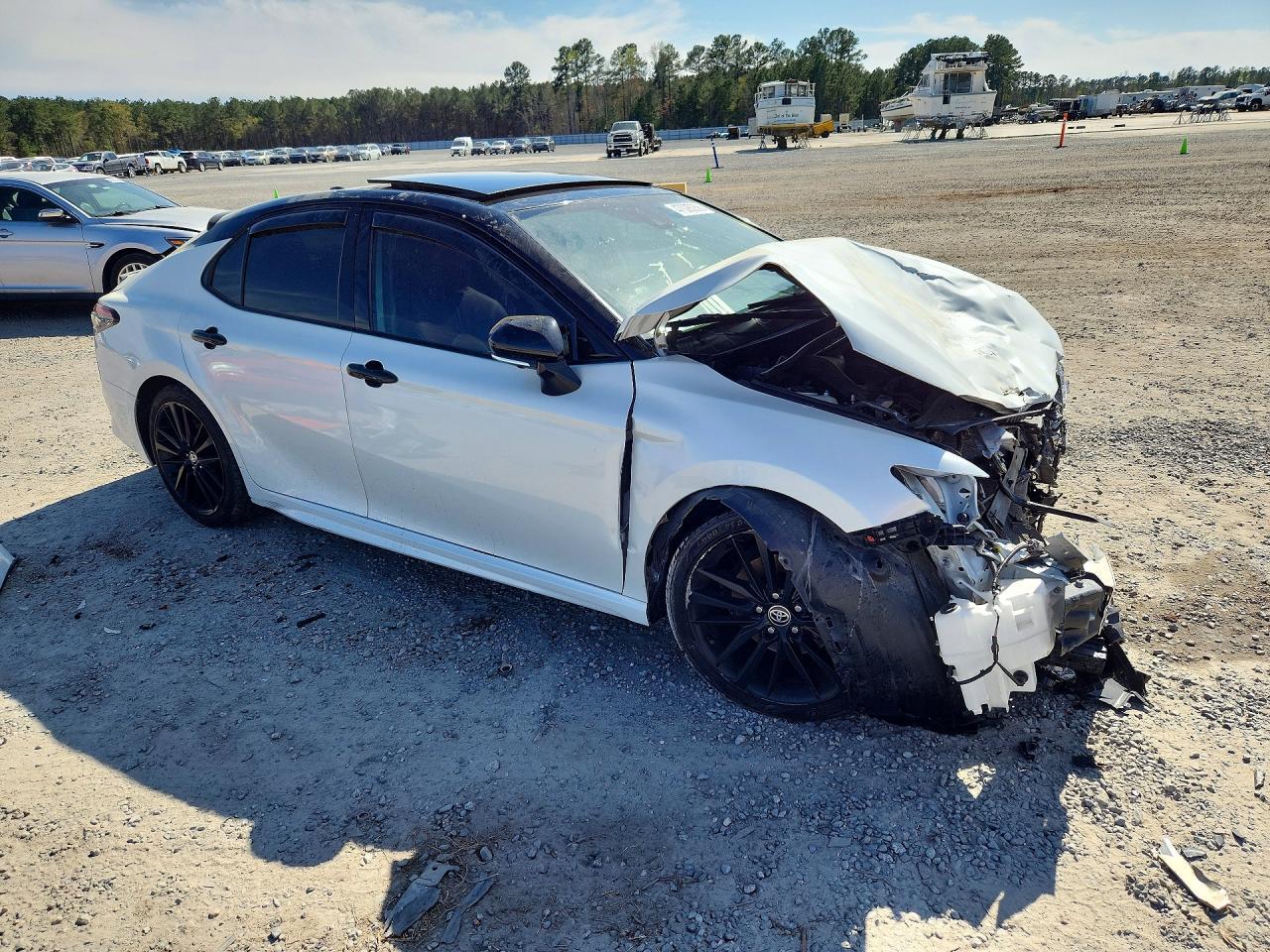2022 Toyota Camry Xse - Фото 4