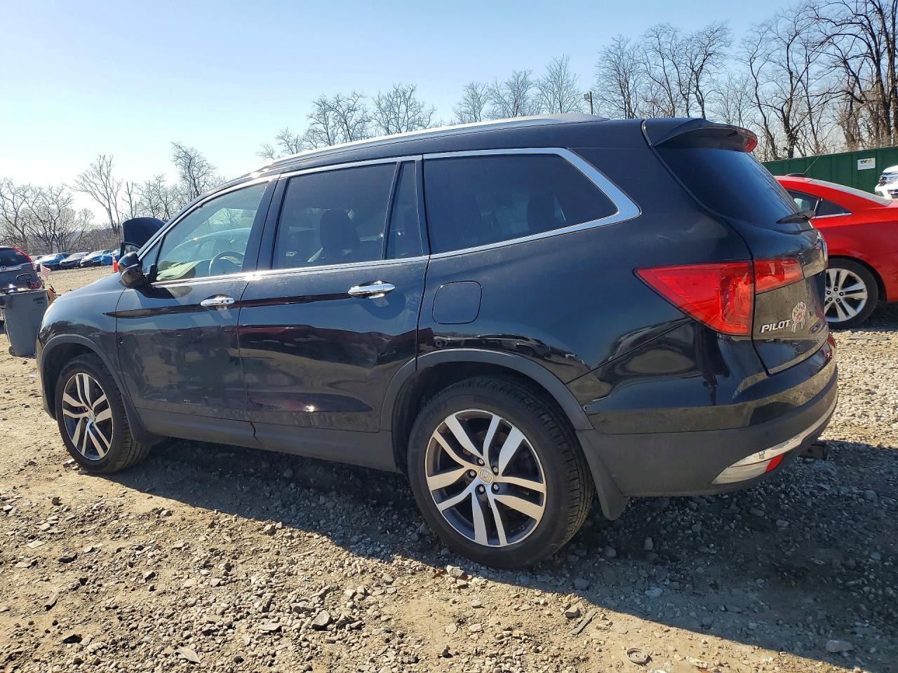 2017 Honda Pilot Elite - Фото 2