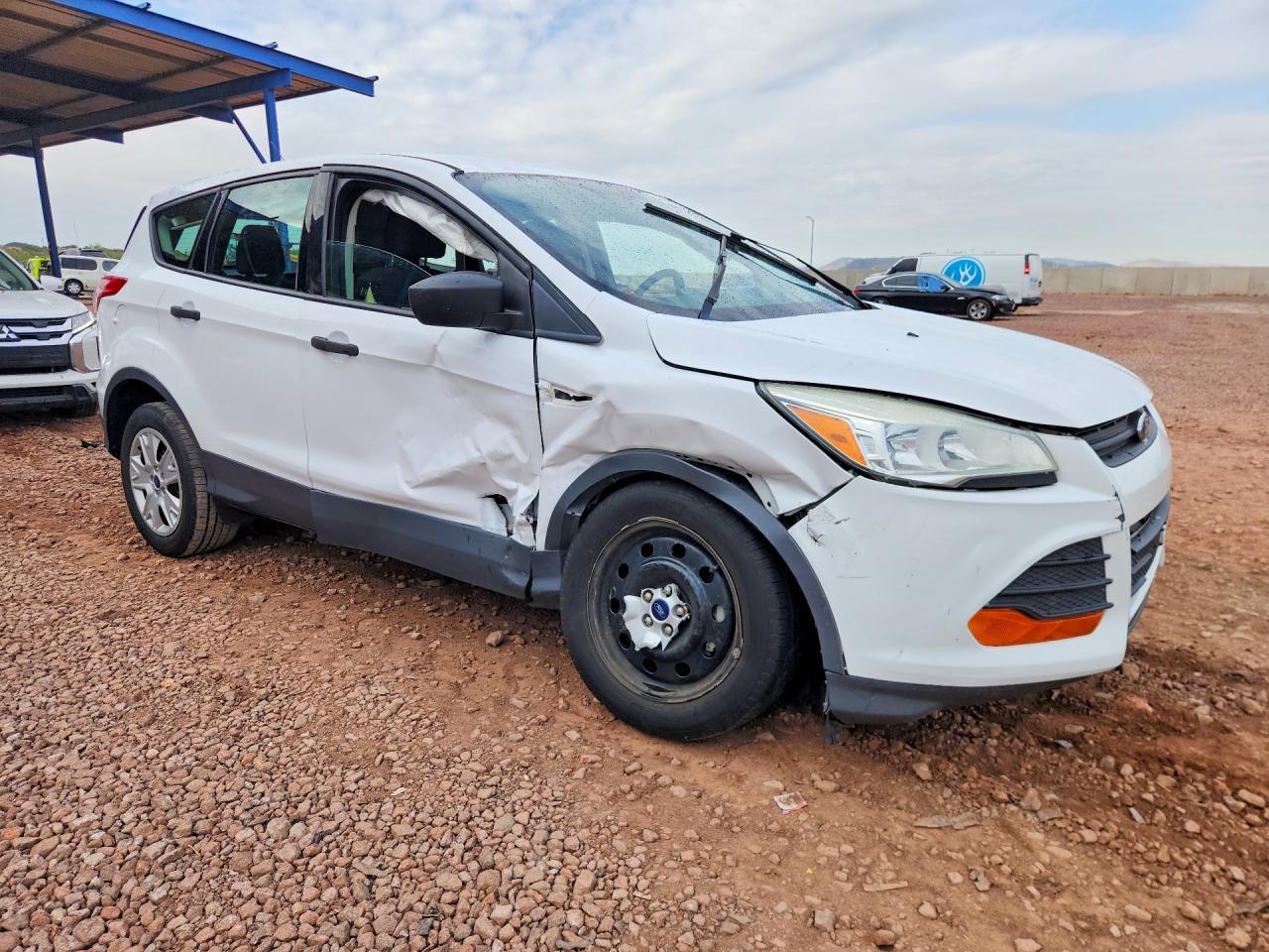 2016 Ford Escape S - Image 4