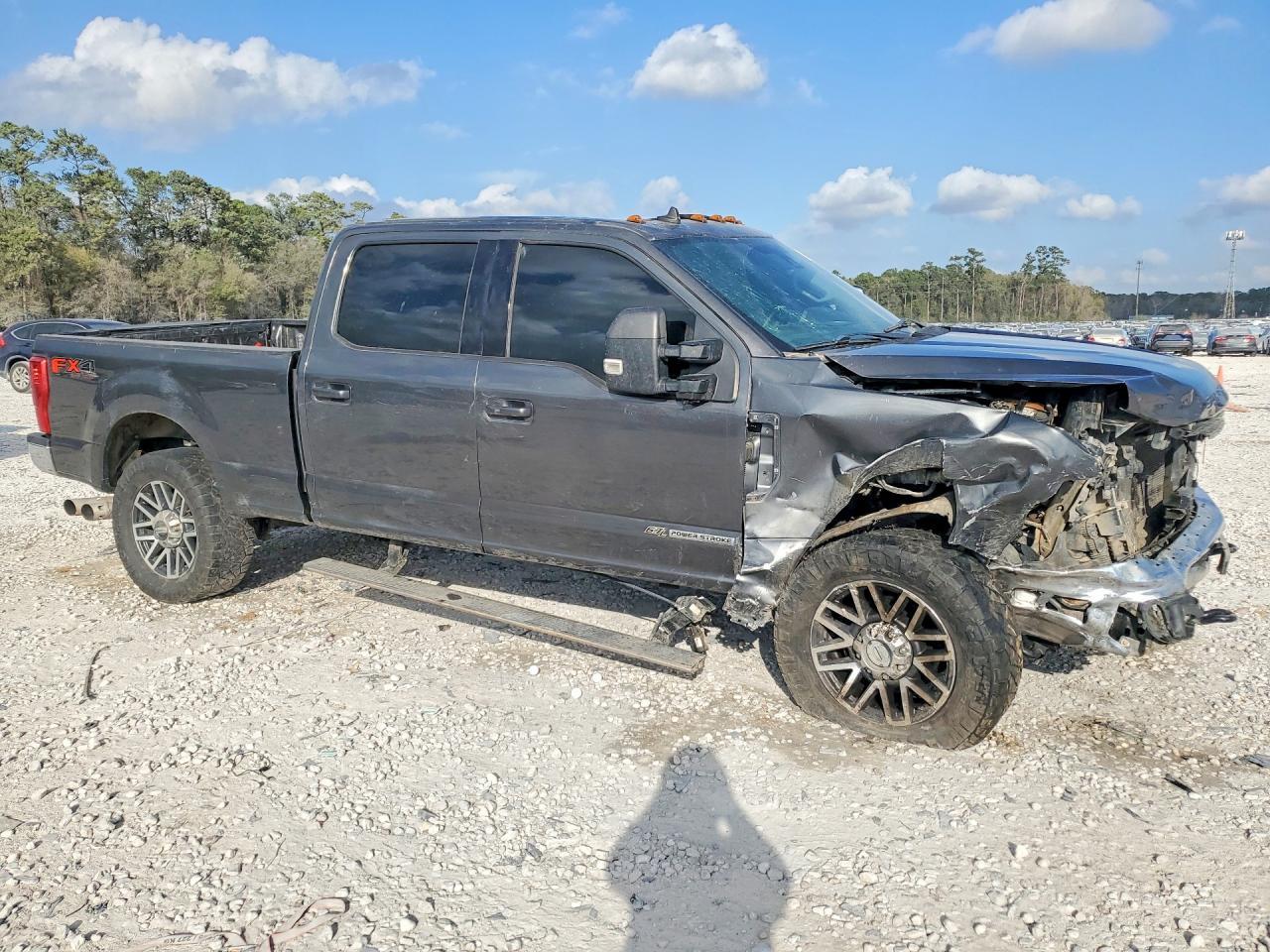 2019 Ford F250 Super Duty - Фото 4