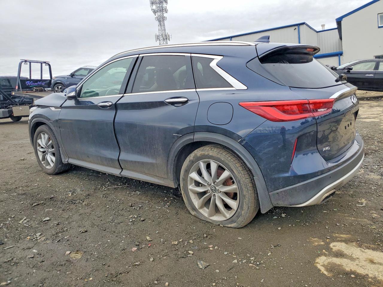 2021 Infiniti Qx50 Luxe - Фото 2