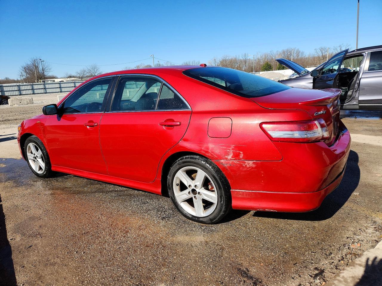 2011 Toyota Camry Se V6 - Фото 2
