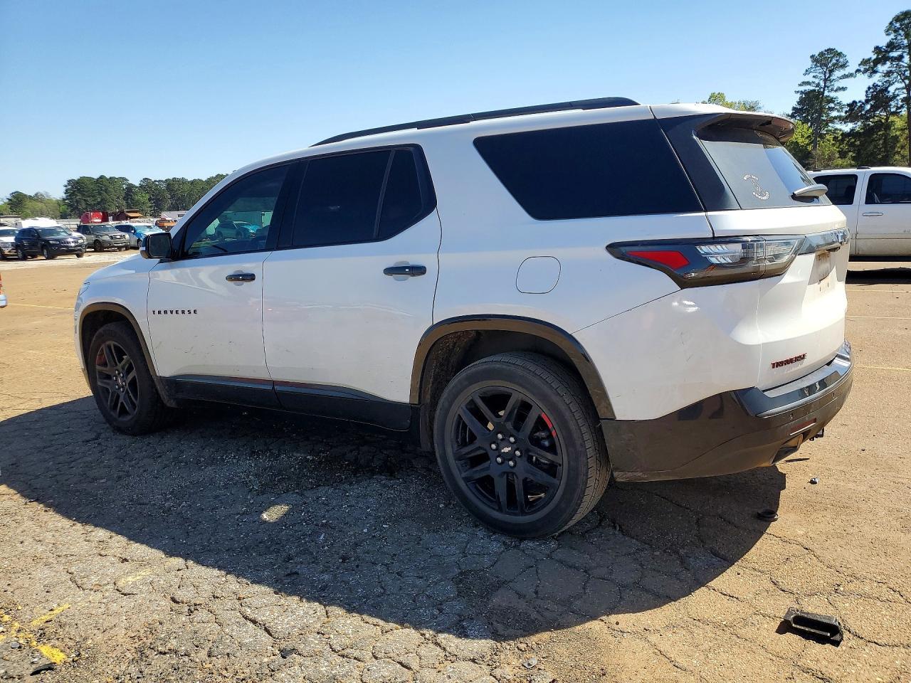 2020 Chevrolet Traverse Premier - Image 2