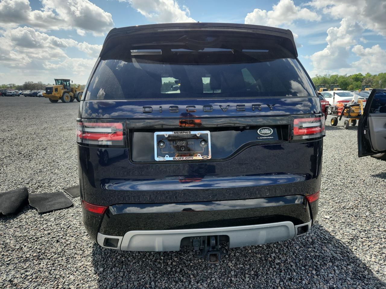 2020 Land Rover Discovery Landmark - Image 6